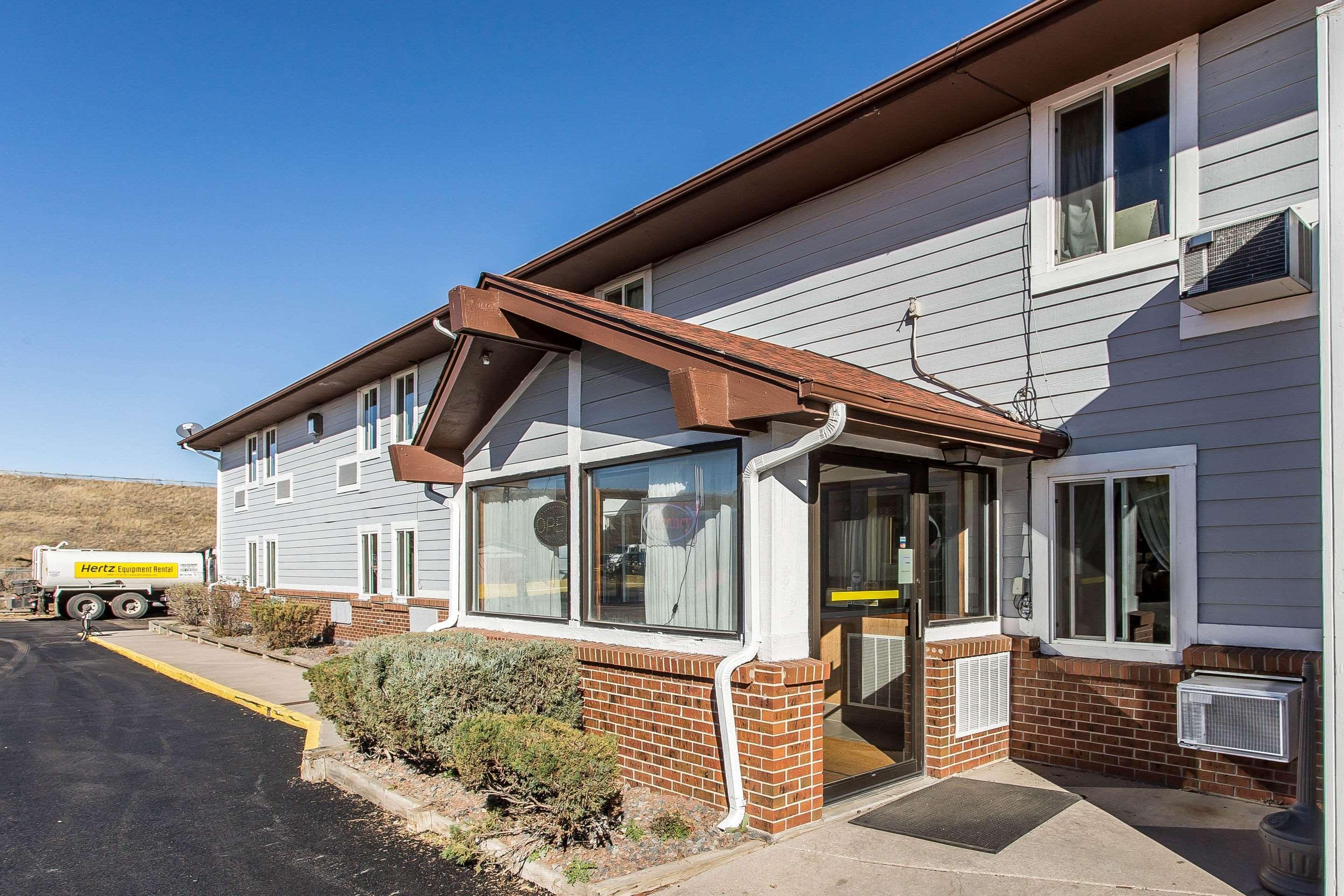 Rodeway Inn Cheyenne I-80 East Exterior photo